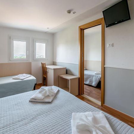 Hotel Stresa Rimini Extérieur photo