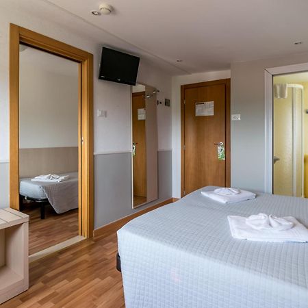 Hotel Stresa Rimini Extérieur photo