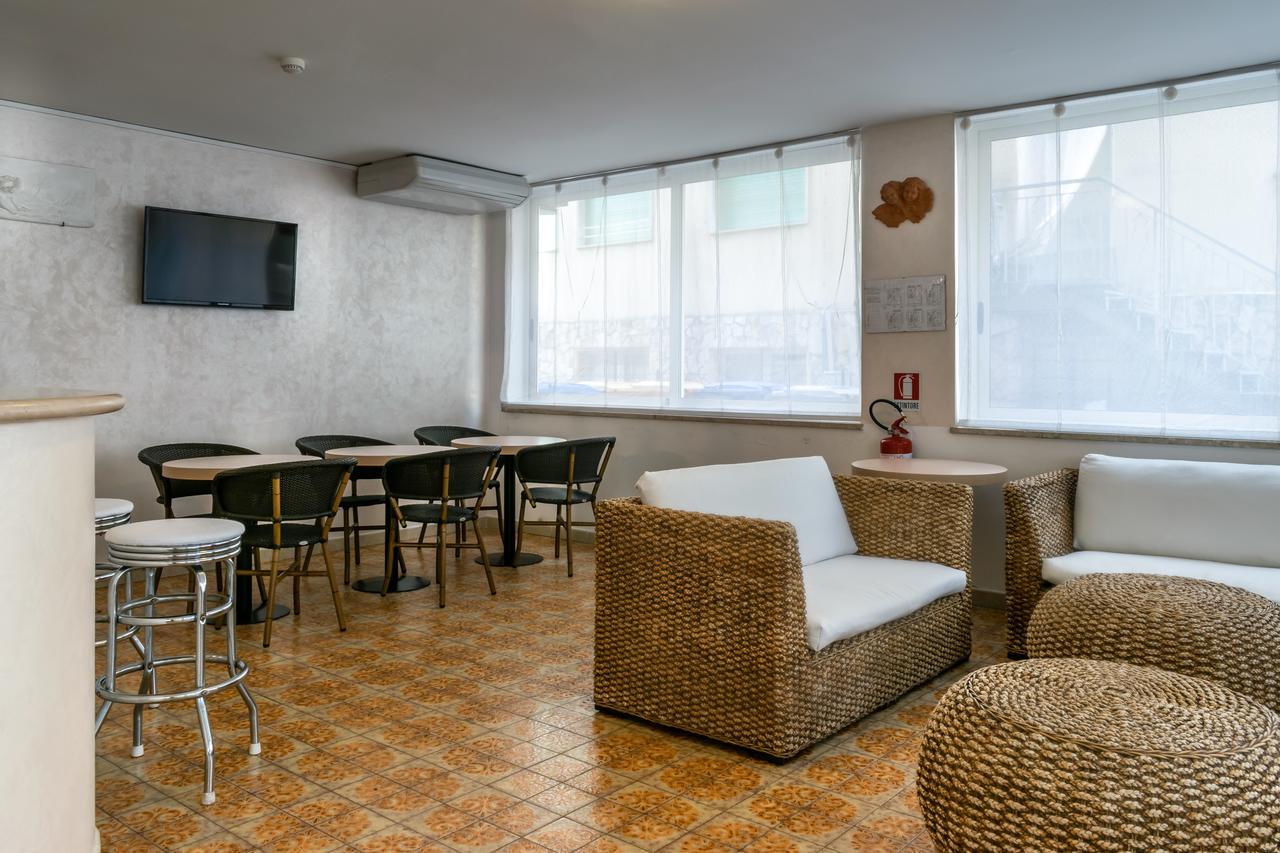 Hotel Stresa Rimini Extérieur photo