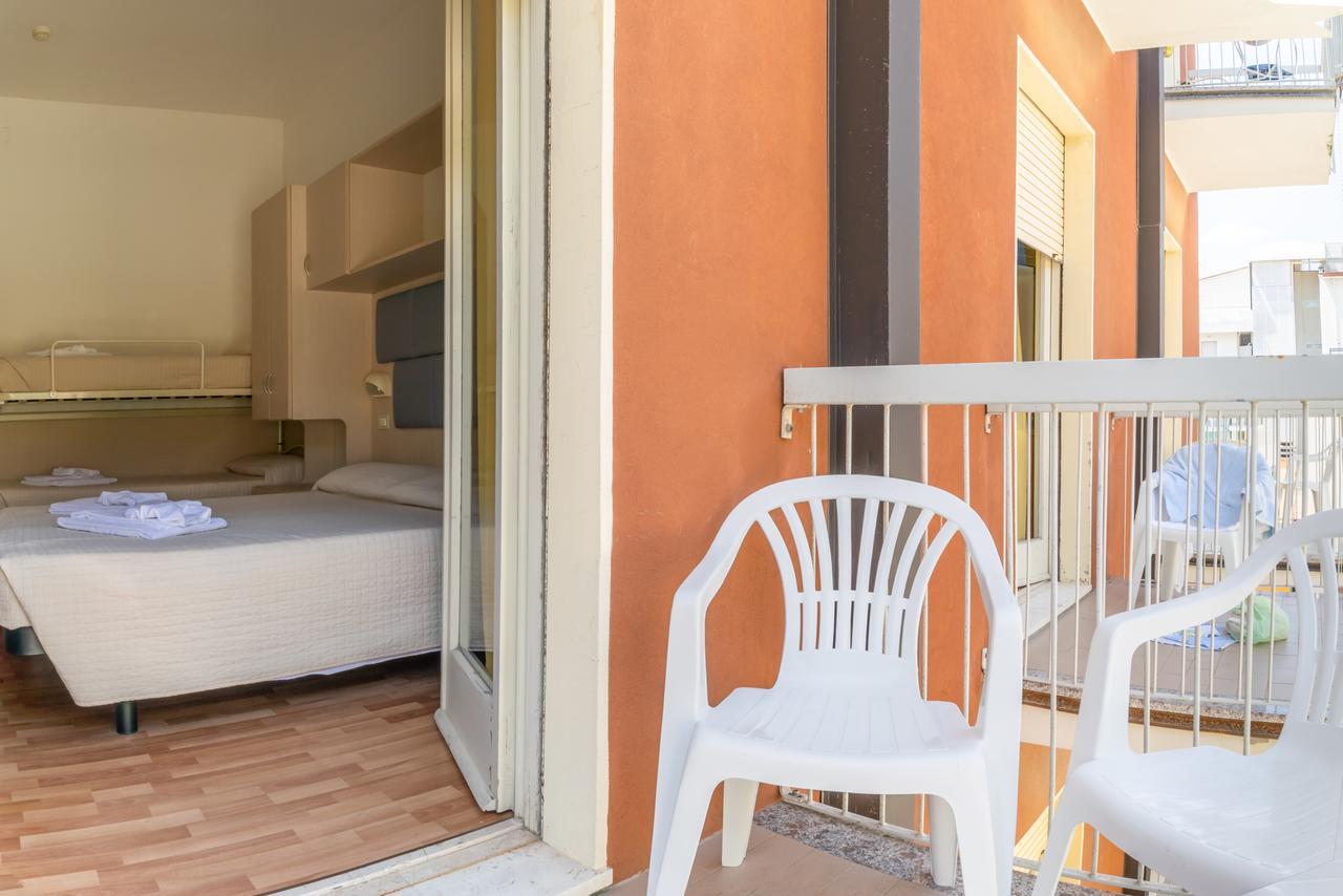 Hotel Stresa Rimini Extérieur photo